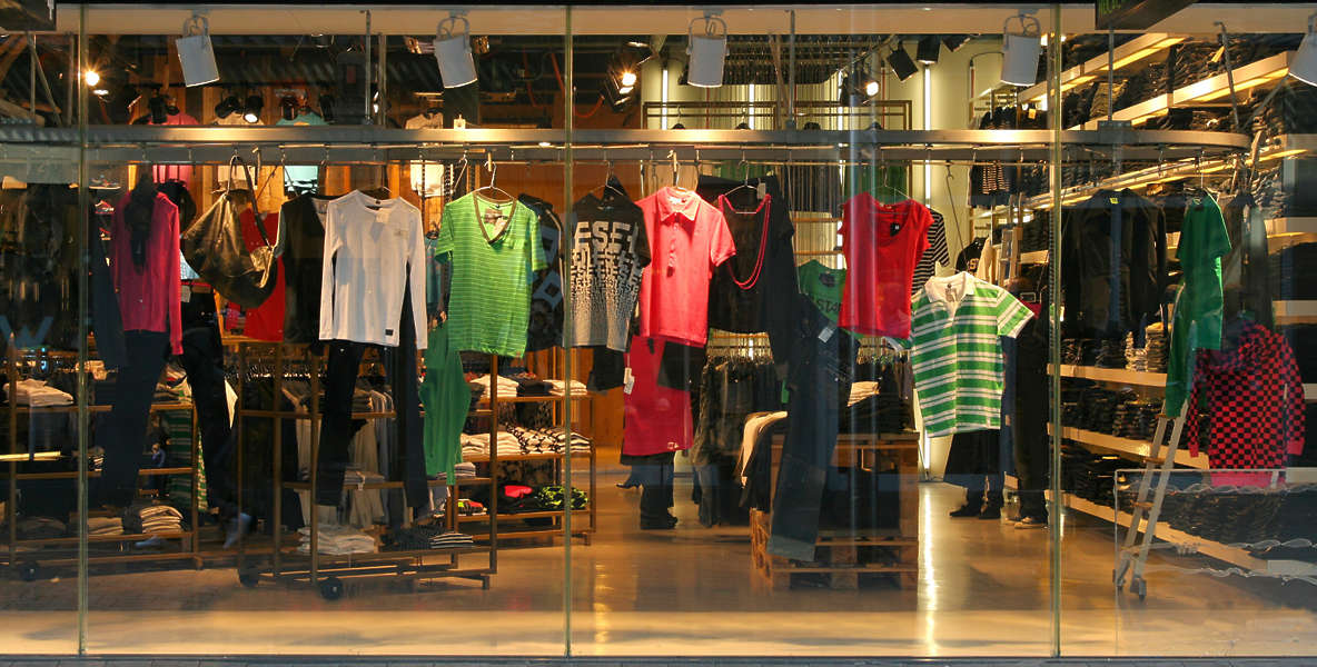 Shops0097 - Free Background Texture - building facade shop store window