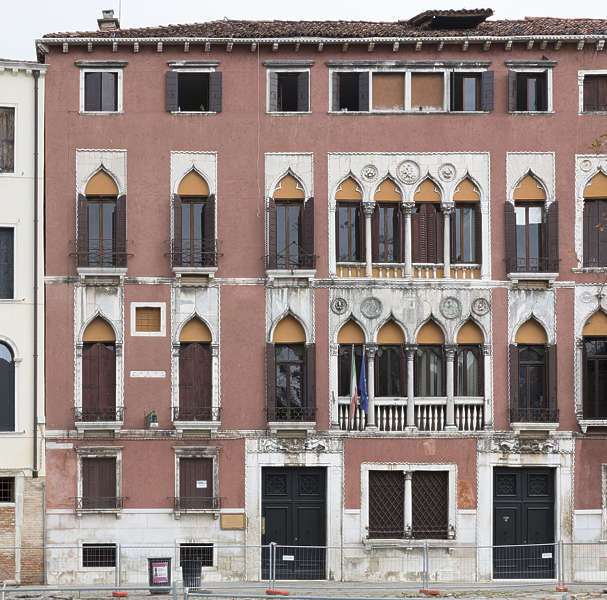 BuildingsVenice0036 Free Background Texture facade
