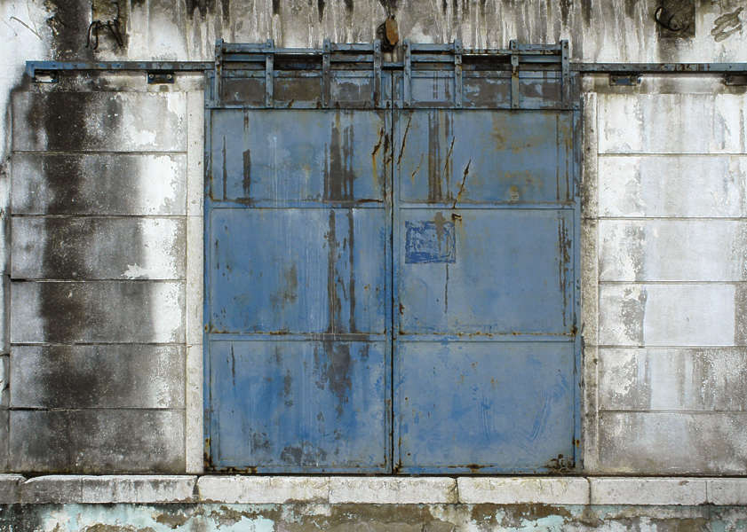 Latest Garage Door Rust Paint with Modern Design