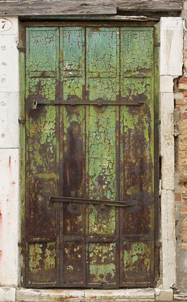 DoorsSingleRusted0108 - Free Background Texture - venice italy door