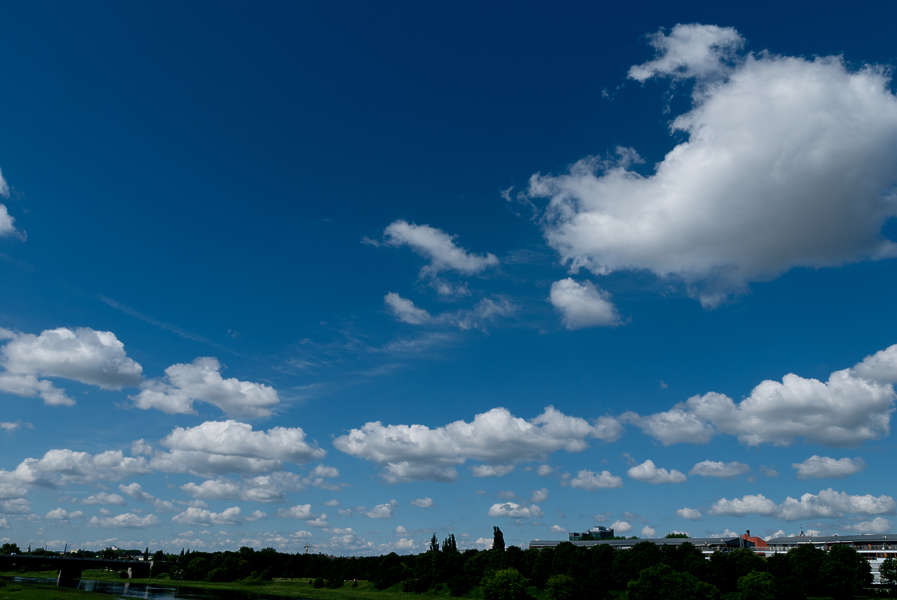 Cloud parts. HDRI облачное небо. Небо текстура вид сверху. Небо текстура для Барнхауса. Тшре Sky texture.