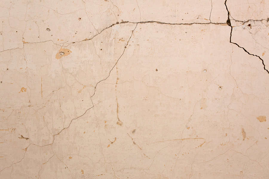 PlasterDamaged0131 - Free Background Texture - plaster crack cracks